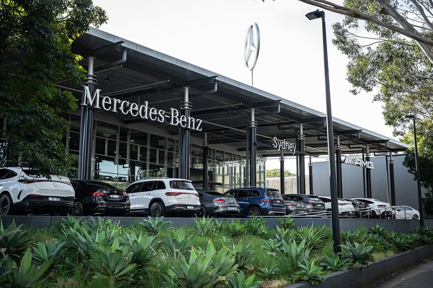 Mercedes-Benz Sydney rüstet auf MAHA-Technik um